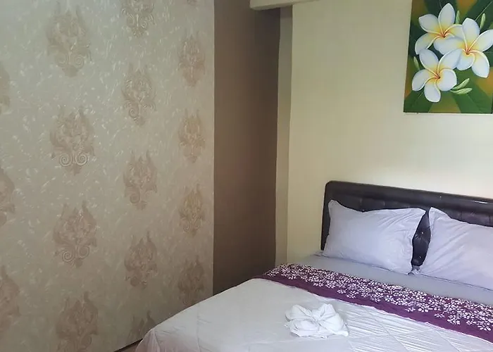Adel'S Guest House Malang